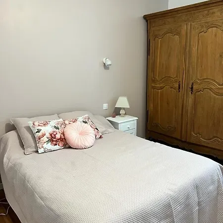 Holiday home Location Saisonniere Sur Mer