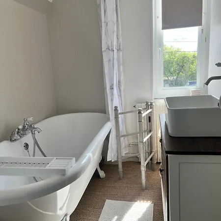 Location Saisonniere Sur Mer Holiday home *